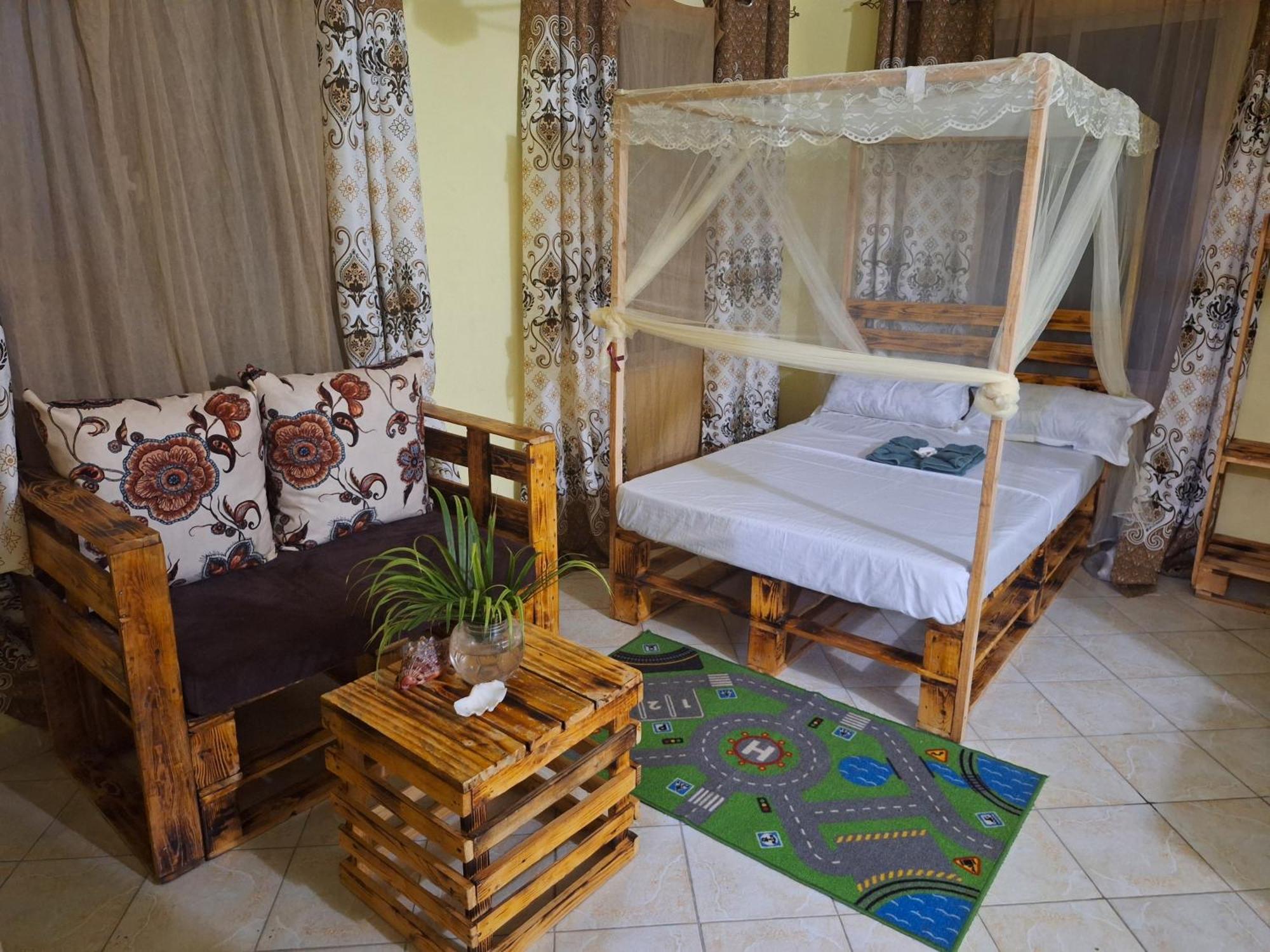 Mount Zion Guest House, Mtwapa Mtomondoni Mombasa Exterior foto